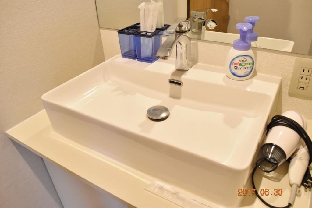 Apartment House Kaneshiro Tokyo